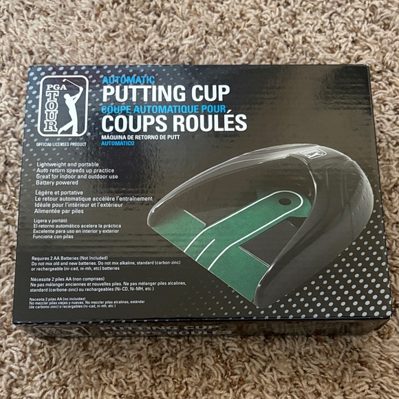 PGA Tour Other - PGA Tour Putting Cup - Black and Green
